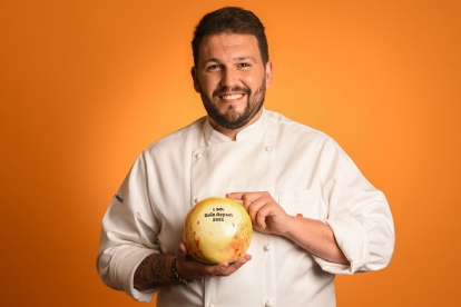 El chef Daniel Giganto del restaurante Marcela Brasa en León