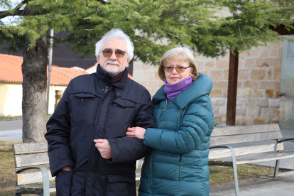 Oksana Kharina y su marido Víctor, matrimonio Ucraniano residente en Zamora.- ICAL