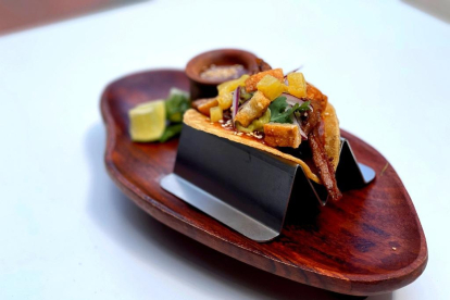 'Taco de secreto ibérico al chile pasilla con salsa molcajeteada', elaborado por Mexicano y Mucho Más (Vitoria)
- Organización El Mejor Taco de España