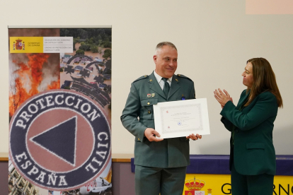 Entrega de las Medallas al Mérito de la Protección Civil.- ICAL
