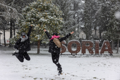 Nieve en la capital soriana. -ICAL