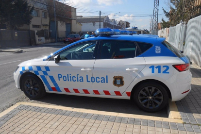 Vehículo de la Policía Local de Segovia.- JCYL