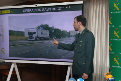 Presentación de la operación Sawtruck llevada a cabo en Palencia por la Guardia Civil contra una organización criminal. ICAL