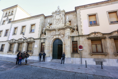 Audiencia Provincial de León. Imagen Archivo.- E. M.