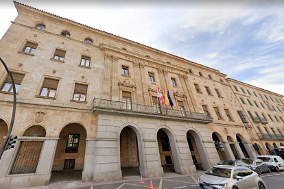 Fachada de la Audiencia provincial de Salamanca. GGL SW