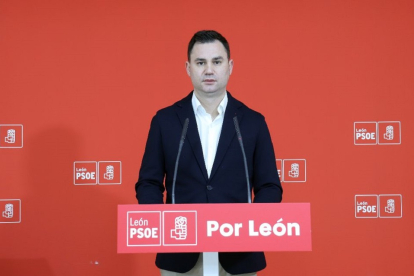 El secretario general del PSOE de León, Javier Alfonso Cendón. - ICAL