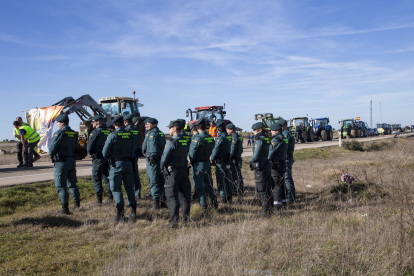 Tractorada este viernes en la N-122 de Zamora. -ICAL