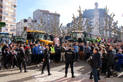 Tractorada este viernes en León. -ICAL