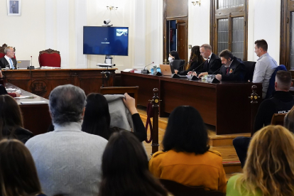 Última sesión del juicio por el presunto asesinato de una joven de 36 años en la localidad leonesa de Mansilla de las Mulas. -ICAL