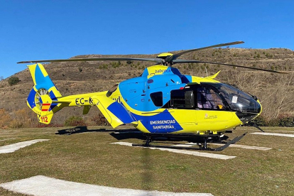 Imagen de archivo de un helicóptero medicalizado. EUROPA PRESS.