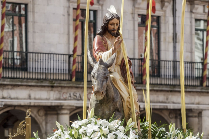Procesión de Jesús en la Borriquilla en Burgos. -ICAL