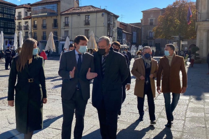 Alfonso Fernández Mañueco y Antonio Silván, en una fotografía publicada en Twitter por el senador.- ICAL