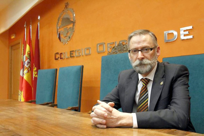 Luciano Díez, presidente del Consejo de Colegios de Veterinarios de Castilla y León. D. L.