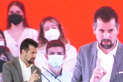 Luis Tudanca, en el acto de cierre de campaña en Valladolid.- ICAL