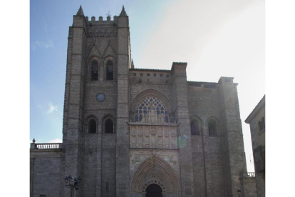 Catedral de El Salvador, en Ávila.-ICAL