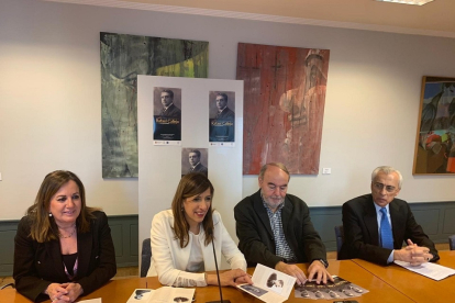 En el centro (de blanco) Nuria Barrio, actual alcaldesa en funciones de Burgos. - EUROPA PRESS