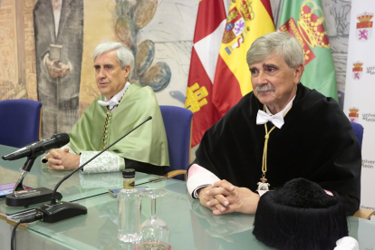 La Universidad de León acoge el acto de investidura de Juan José Badiola como Doctor Honoris Causa. ICAL