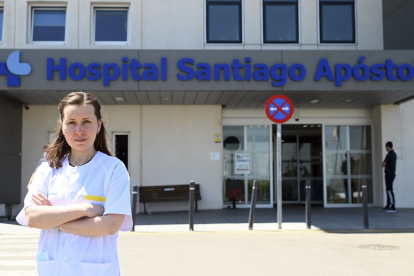 Natalia, oftalmóloga ucraniana en el Hospital Santiago Apóstol de Miranda de Ebro. -ICAL