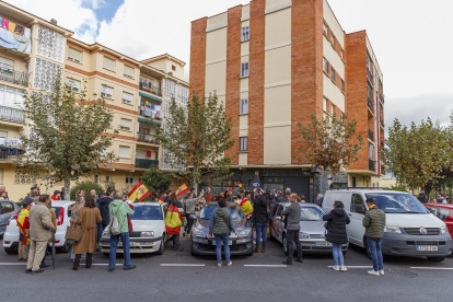 Protesta contra la Amnistía en la sede del PSOE de Segovia. - ICAL