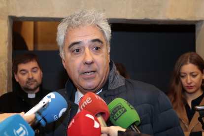 El director general de Patrimonio de la Junta, Juan Carlos Prieto, en Museo de San Isidoro de León. ICAL