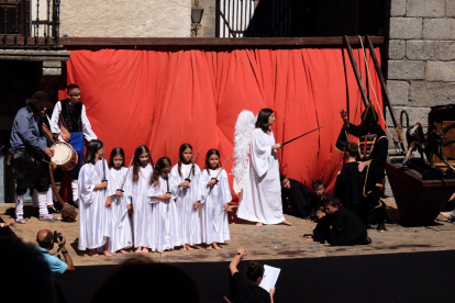 Representación del auto sacramental de la Loa en La Alberca. Ical