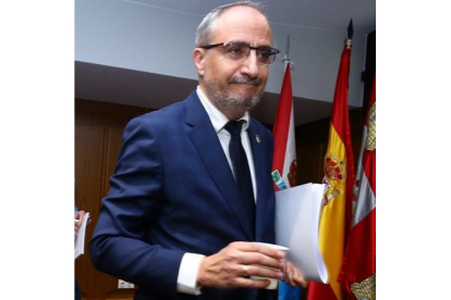 El alcalde de Ponferrada, Olegario Ramón, en una imagen de archivo. ICAL