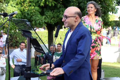 EL actor Jesús Vidal, pregonero de las fiestas de la casa de Asturias en León.-ICAL