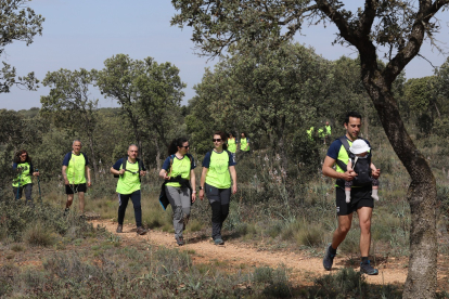 La asociación En ruta por las enfermedades raras realiza un marcha por el Monte el Viejo en la ciudad de Palencia.- ICAL