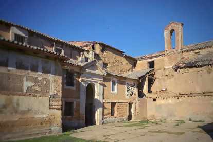 Monasterio de las Claras de San Bernardino de Siena en Cuenca de Campos (Valladolid).- HISPANIA NOSTRA