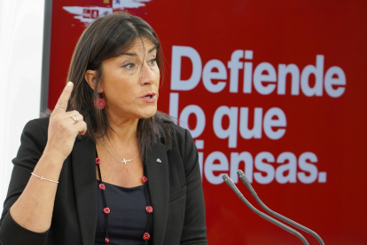 La secretaria de Organización del PSOE de Castilla y León, Ana Sánchez, durante la rueda de prensa. ICAL