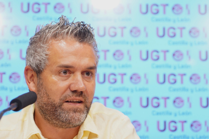 El secretario de Acción Sindical, Coordinación y Diálogo Social de UGT, Raúl Santa Eufemia.- E. M.