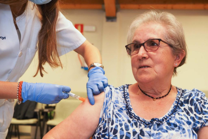 Campaña de vacunación de la cuarta dosis del Covid y de la gripe. PHOTOGENIC