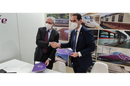 El Ayuntamiento de Palencia firma un acuerdo con Renfe para la promoción del turismo y el tren en la provincia. - AYUNTAMIENTO DE PALENCIA