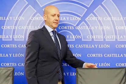 El portavoz de VOX en las Cortes de Castilla y León, Carlos Menéndez.- ICAL