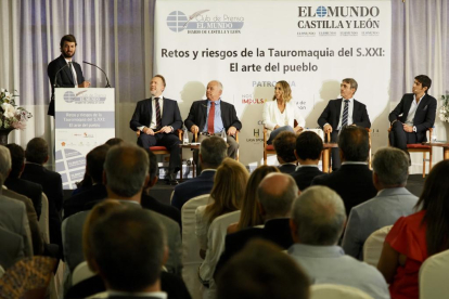 Club de Prensa de El Muno de Castilla y León sobre la Tauromaquia.-PHOTOGENIC