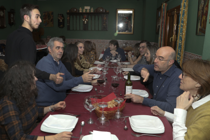 Brágimo- Cena de Navidad en un restaurante de Palencia- ICAL