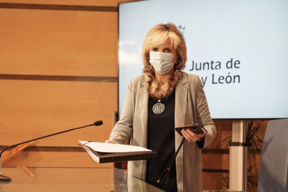 La consejera de Sanidad, Verónica Casado, comparece en rueda de prensa para informar de la situación en la Comunidad en relación a la COVID-19.- ICAL