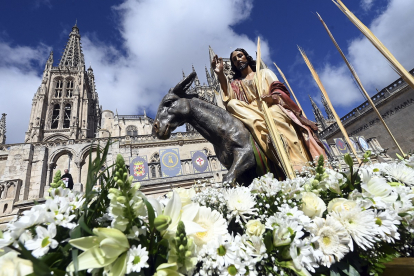 Procesión del Domingo de Ramos en Burgos.- ICAL