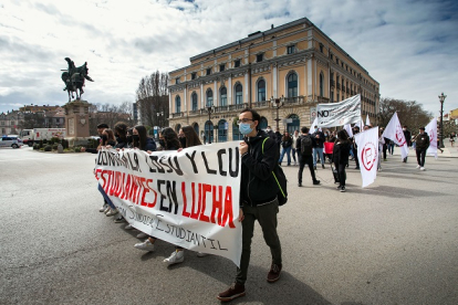 Manifestación de estudiantes en Burgos.- ICAL