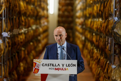 El presidente de la Junta de Castilla y León, Alfonso Fernández Mañueco, participa en el acto del 125 aniversario de la empresa Monte Nevado.- ICAL