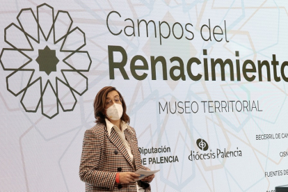 La presidenta de la Diputación de Palencia, Ángeles Armisén, presenta la oferta turística de la provincia junto a los influencers Sara Rubayo, Carlo Cuñado y Diego Rubio. -ICAL