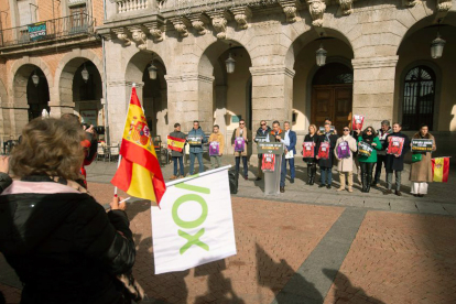 Concentración de Vox en Ávila. ICAL