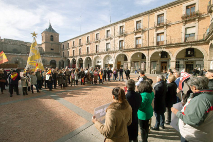 Concentración de Vox en Ávila. ICAL