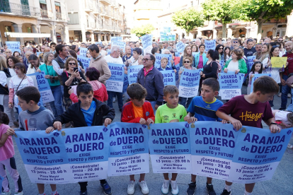 Concentración en Aranda de Duero (Burgos) para reclamar más inversión en infraestructuras en la provincia. -ICAL