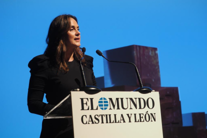 Adriana Ulibarri, presidenta de Edigrup, en la gala de los Premios La Posada 2023 de El Mundo de Castilla y León. -PHOTOGENIC