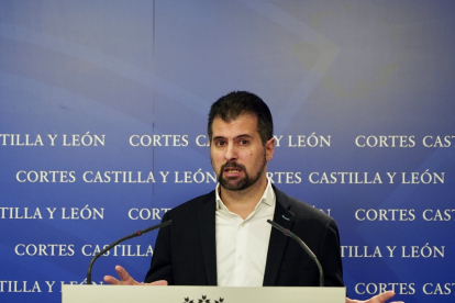 El secretario general del PSOECyL y portavoz en las Cortes, Luis Tudanca, analiza la situación política en Castilla y León. ICAL