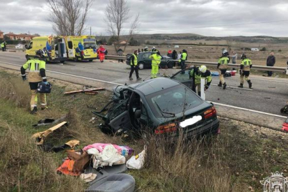 Fotografía del accidente en Quintanilla de Vivar tomada por el Cuerpo de Bomberos de Burgos. -E.M