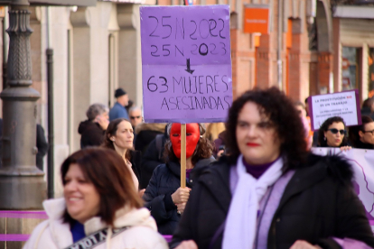 Manifestación en León por el día para la Erradicación de la Violencia contra la Mujer. -ICAL.