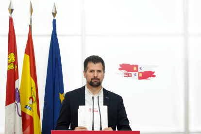 Luis Tudanca, líder socialista en Castilla y León durante un momento de su intervención. Ical