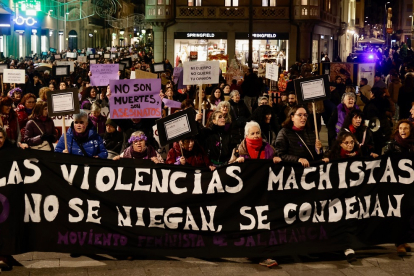 Manifestación en Salamanca por el día para la Erradicación de la Violencia contra la Mujer. -ICAL.